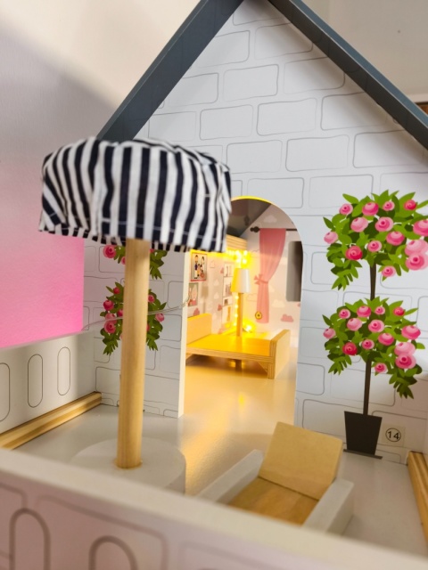 Duży Drewniany Domek dla lalek LED 78cm